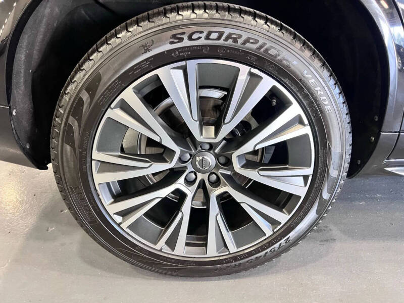 2020 Volvo XC90 T5 Momentum