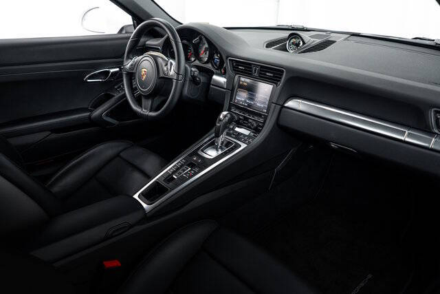 2013 Porsche 911 Carrera 4S