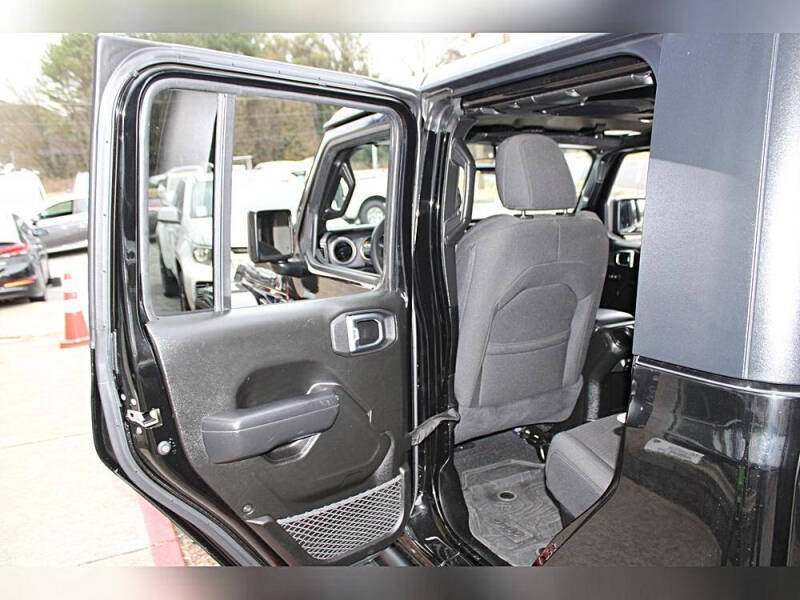 2023 Jeep Gladiator Sport S