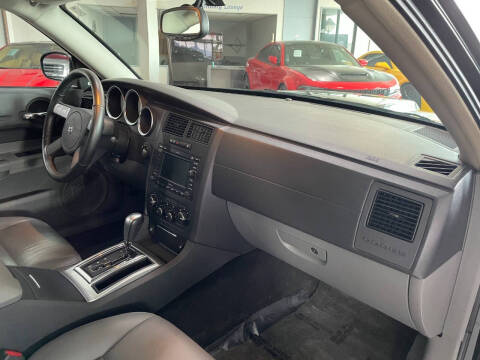 2005 Dodge Magnum RT