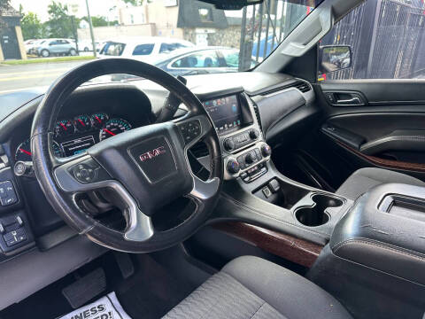 2018 GMC Yukon SLE