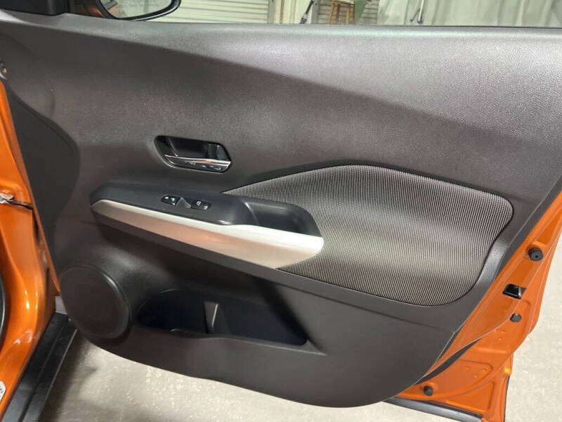 2020 Nissan Kicks SV