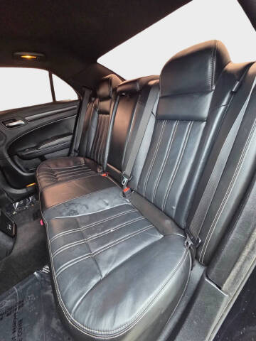 2016 Chrysler 300 S