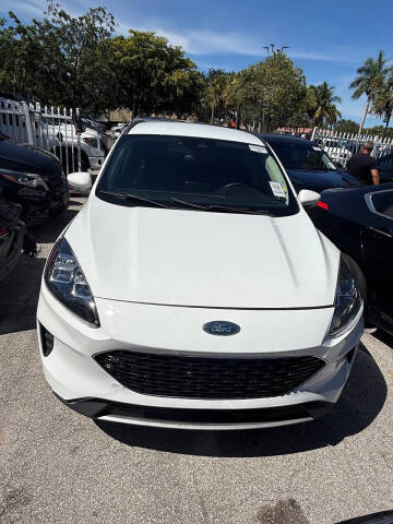 2020 Ford Escape SEL