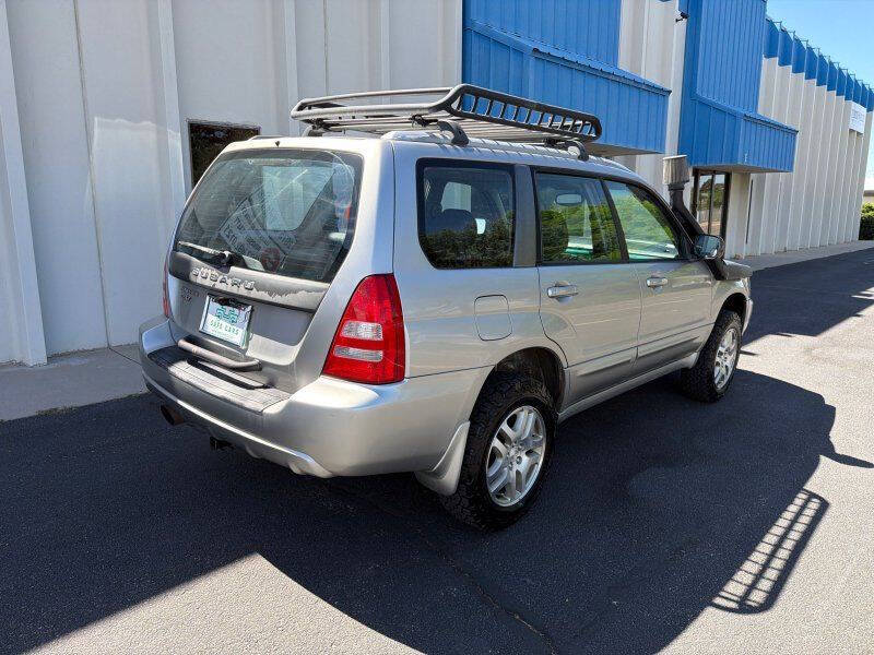 2005 Subaru Forester XT