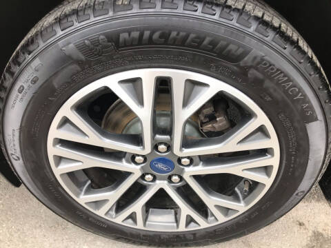 2020 Ford Escape SEL