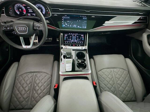 2024 Audi SQ8 4.0T quattro Premium Plus