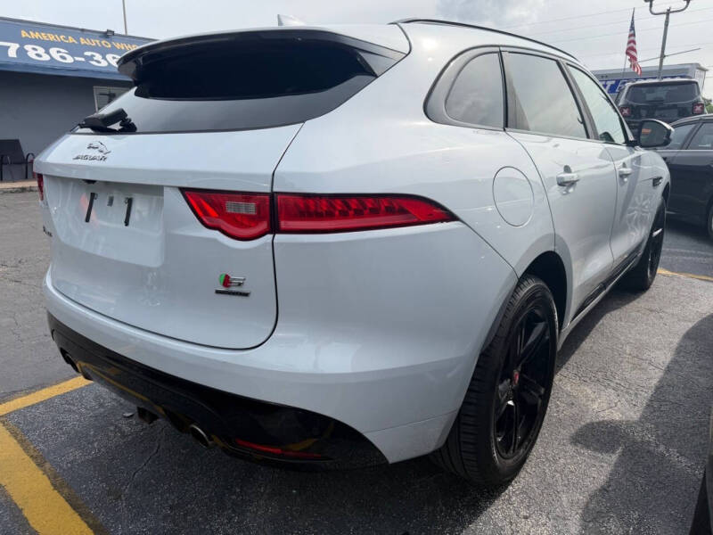 2017 Jaguar F-PACE S