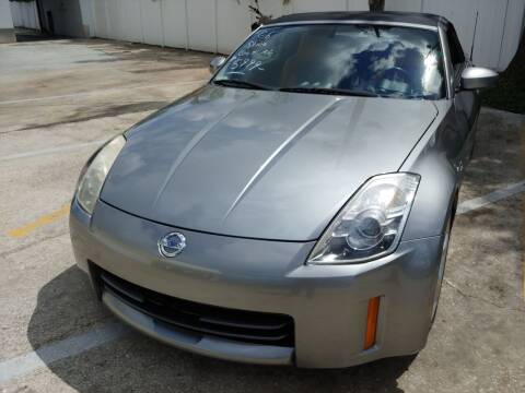 2006 Nissan 350Z for sale at Autos by Tom in Largo FL