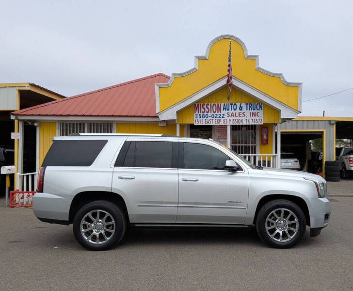 2015 GMC Yukon Denali's photo