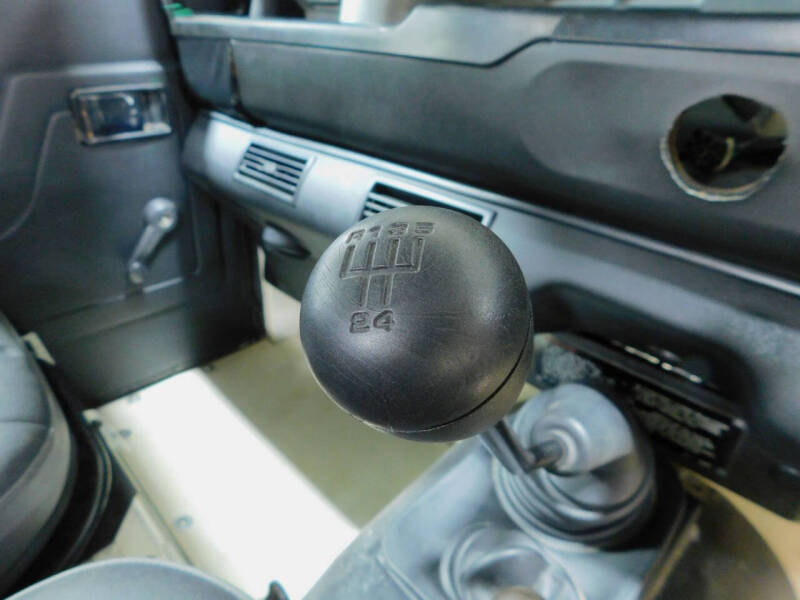 1986 Land Rover Defender