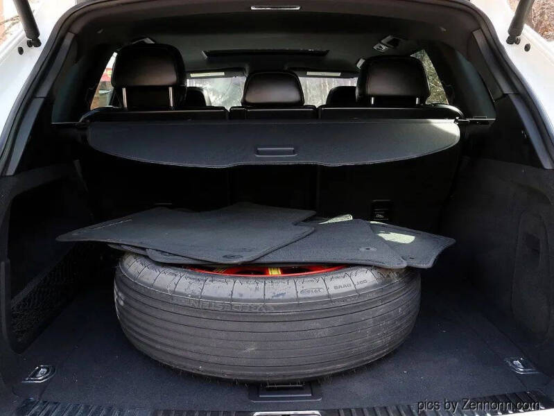 2017 Porsche Cayenne Platinum Edition