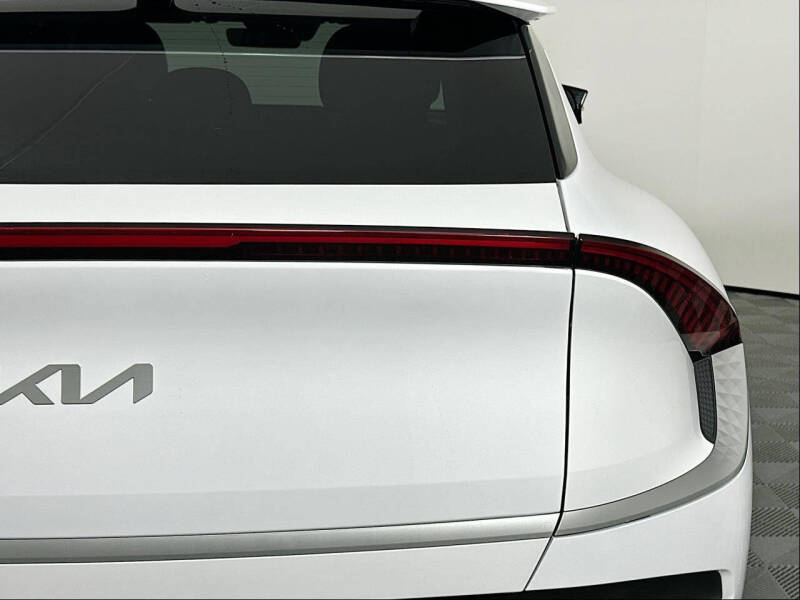 2025 Kia EV6 Light Long Range