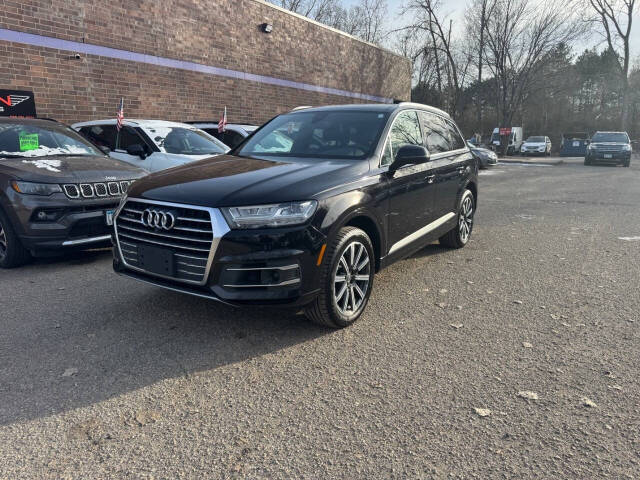 2017 Audi Q7 for sale at Whi-Con Auto Brokers in Shakopee, MN