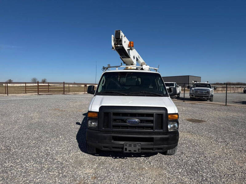 2011 Ford E-Series E-350 SD
