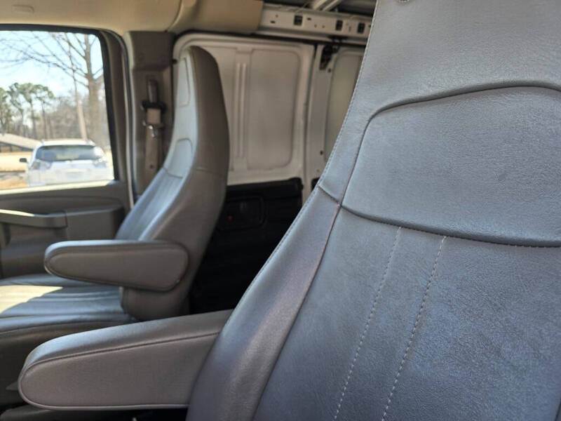 2022 GMC Savana 2500