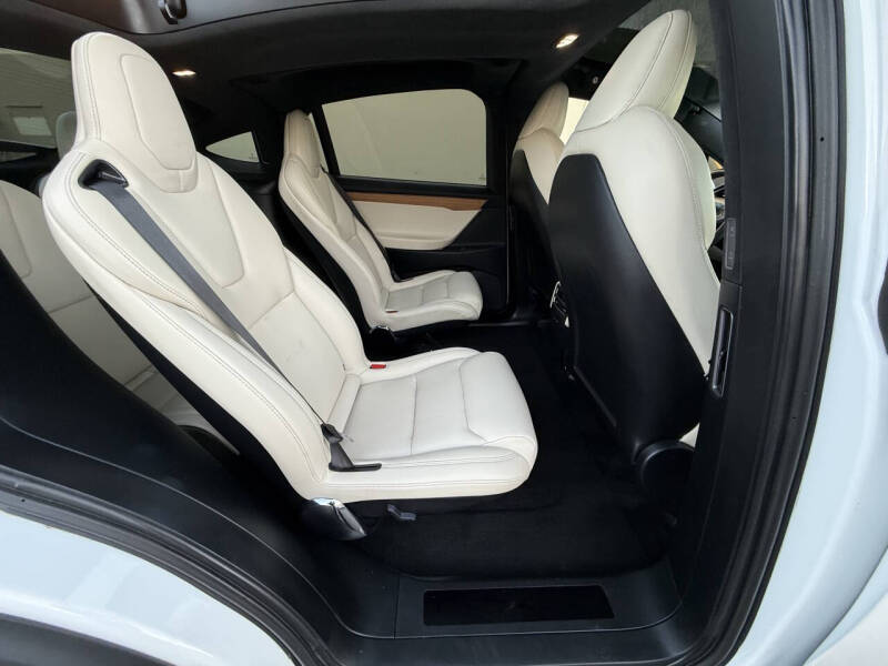 2021 Tesla Model X Long Range Plus