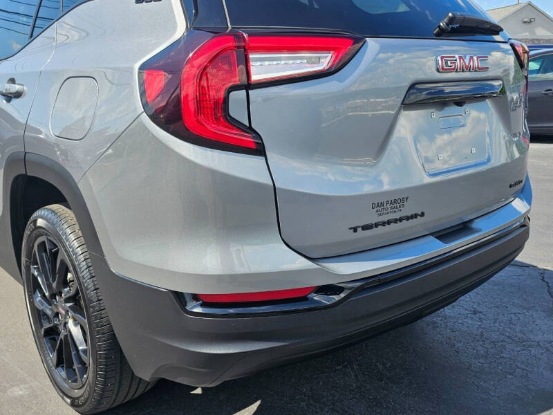 2024 GMC Terrain SLE