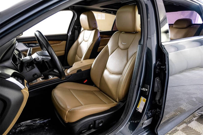 2022 Cadillac CT5 Premium Luxury