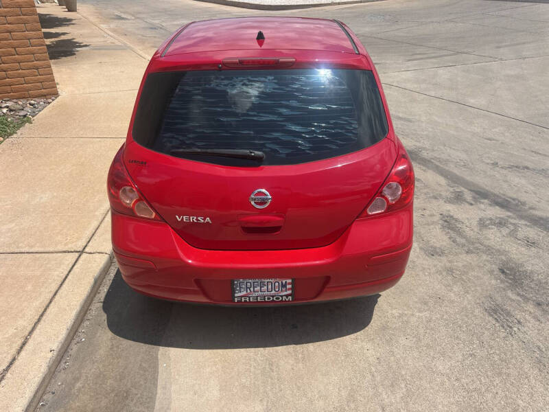 2012 Nissan Versa 1.8 S