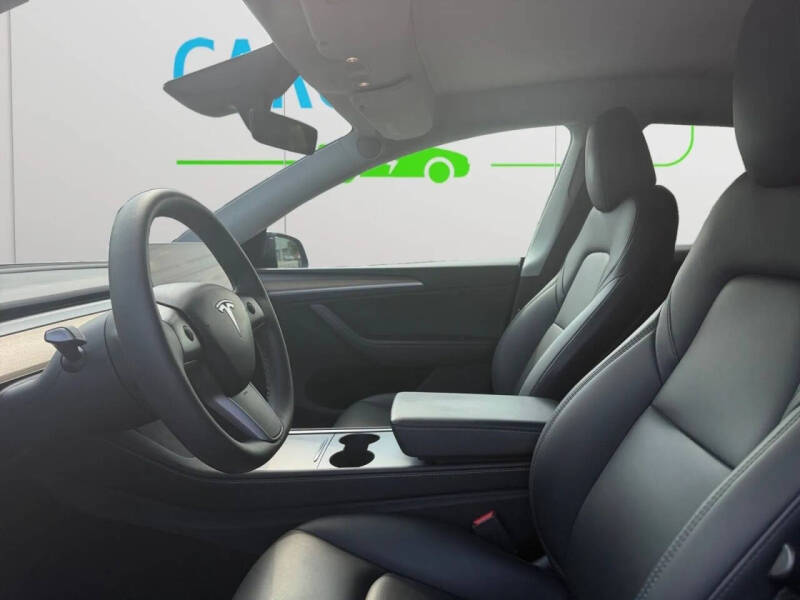 2024 Tesla Model Y Long Range