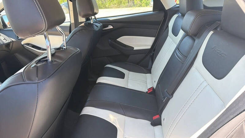 2012 Ford Focus SEL