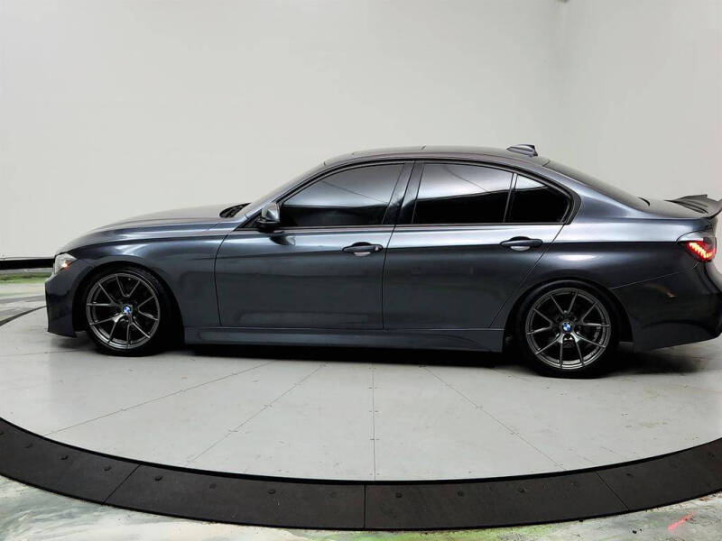 2018 BMW 3 Series 330i