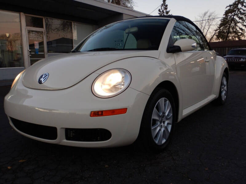 2009 Volkswagen New Beetle Convertible for sale at Car Luxe Motors in Crest Hill IL