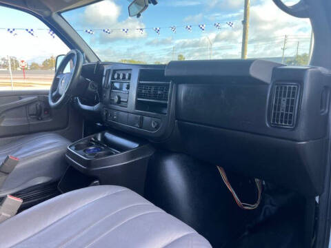 2015 Chevrolet Express 2500