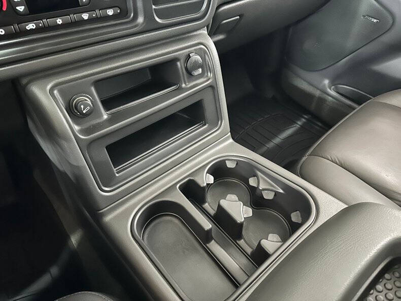 2004 Chevrolet Silverado 1500 SS