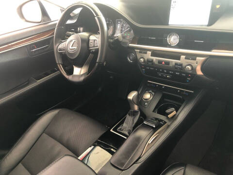 2017 Lexus ES 350
