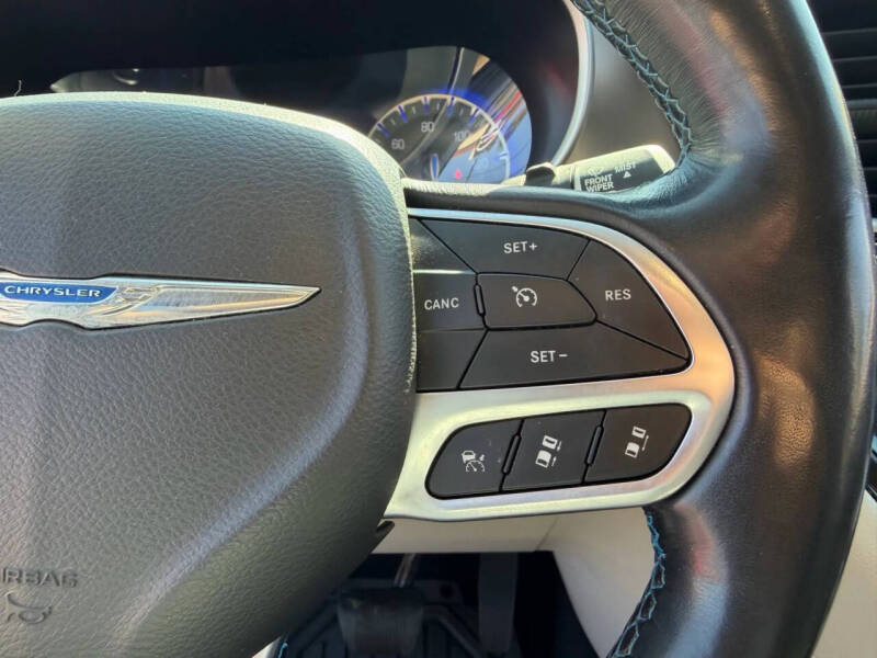2021 Chrysler Pacifica Touring L