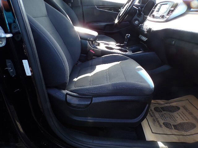 2016 Kia Sorento LX
