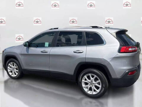 2018 Jeep Cherokee Latitude Plus