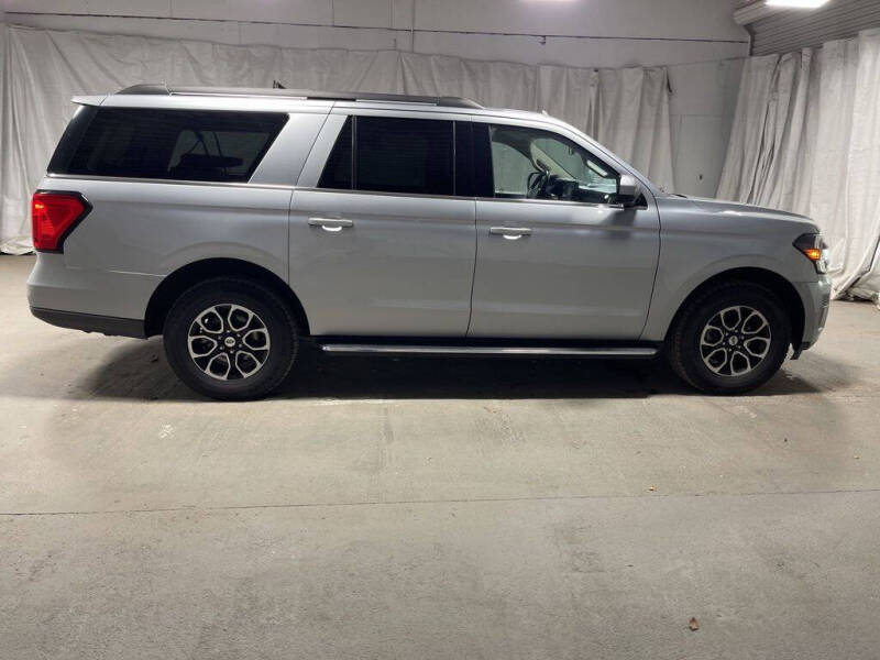 2023 Ford Expedition MAX XLT