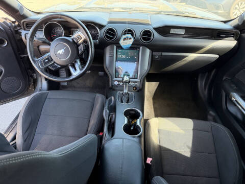 2015 Ford Mustang V6