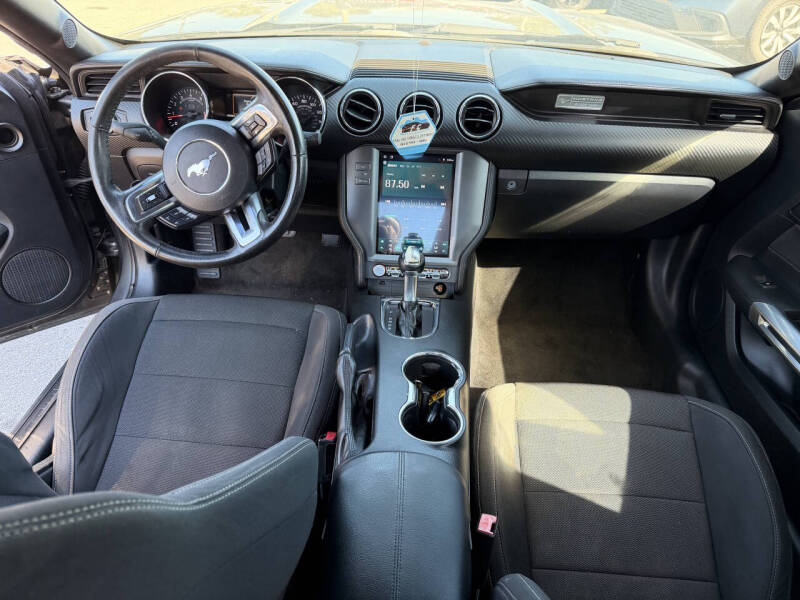 2015 Ford Mustang V6