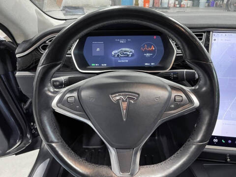 2016 Tesla Model S 75D