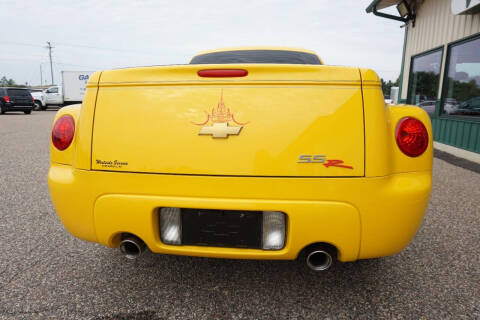 2004 Chevrolet SSR LS