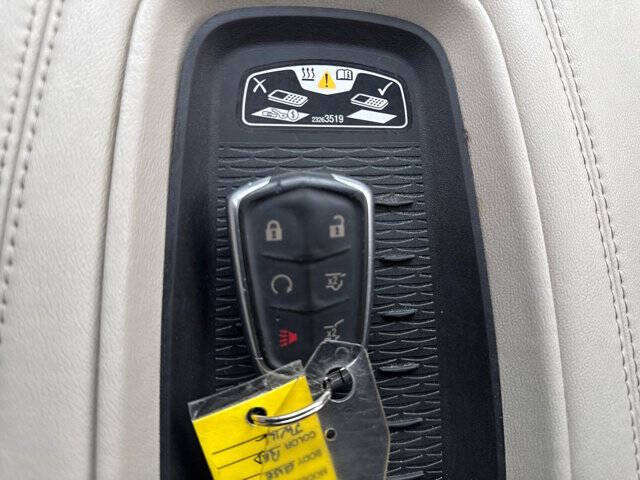 2016 Cadillac Escalade Luxury Collection