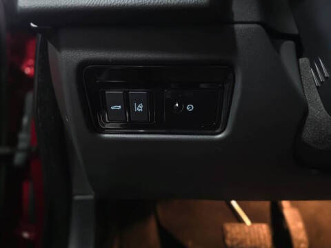 2017 Jaguar XF 35t R-Sport