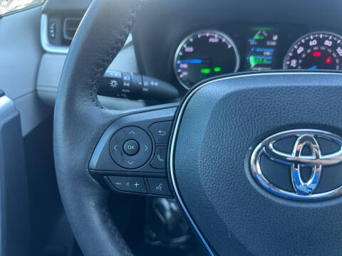 2021 Toyota RAV4 Hybrid XLE Premium