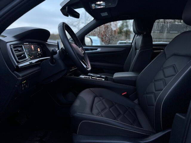 2025 Volkswagen Atlas Cross Sport SE 4Motion