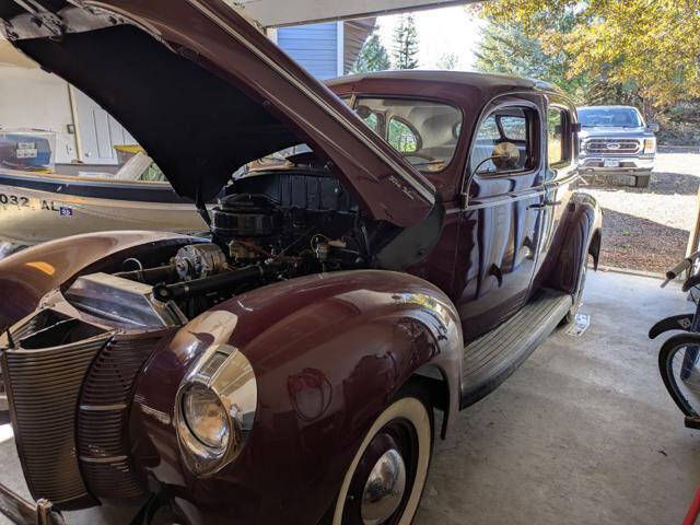 1940 Ford Deluxe