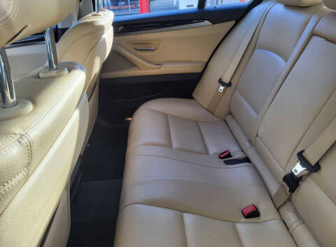 2016 BMW 5 Series 528i