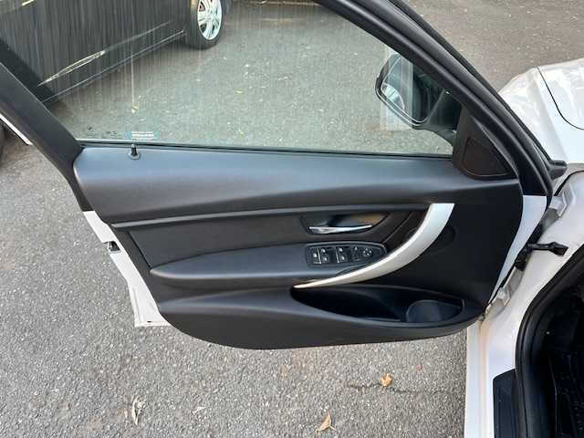 2018 BMW 3 Series 320i xDrive