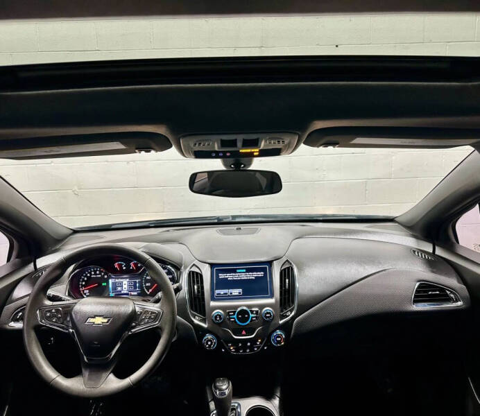 2017 Chevrolet Cruze LT Auto