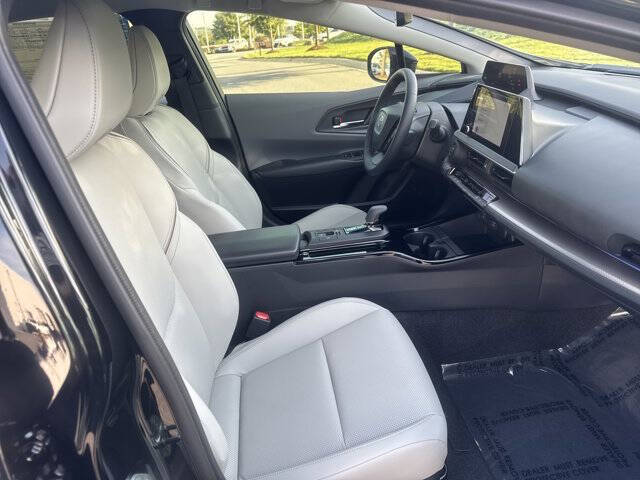 2025 Toyota Prius XLE