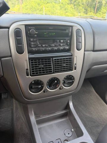 2003 Ford Explorer XLT