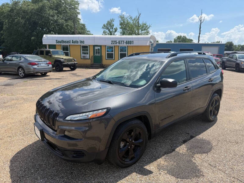 2017 Jeep Cherokee Sport